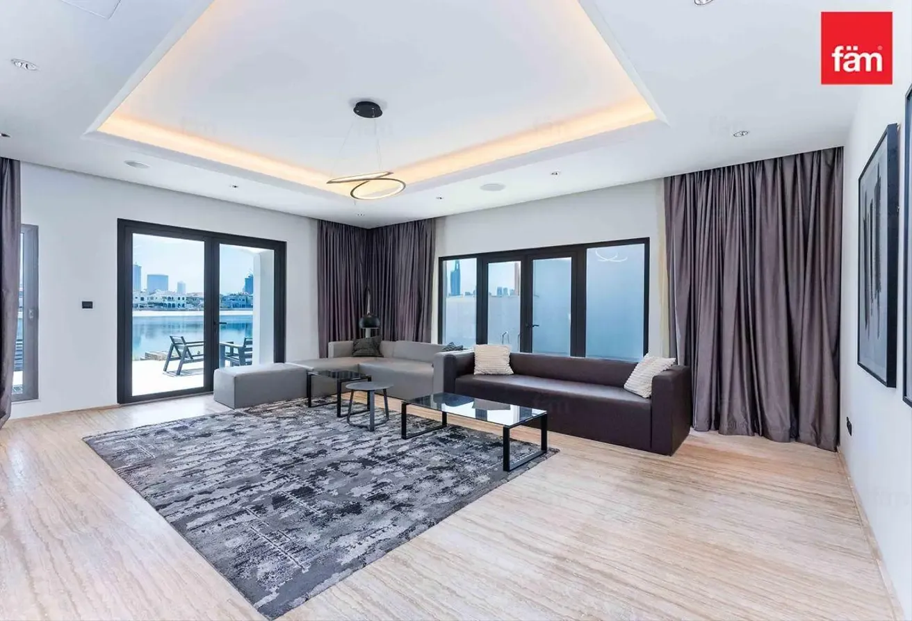 Upgraded|Tastefully Furnished|High Number