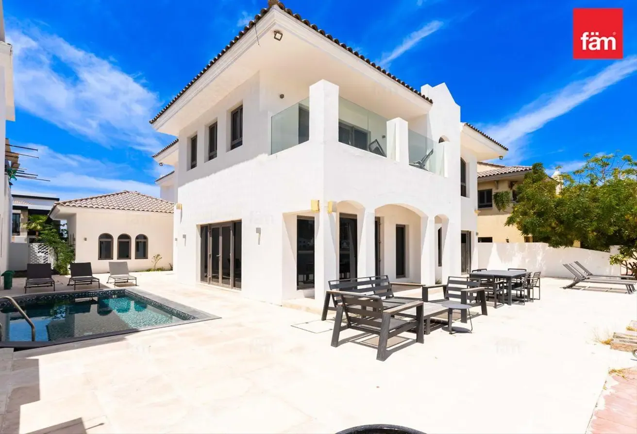 Upgraded|Tastefully Furnished|High Number