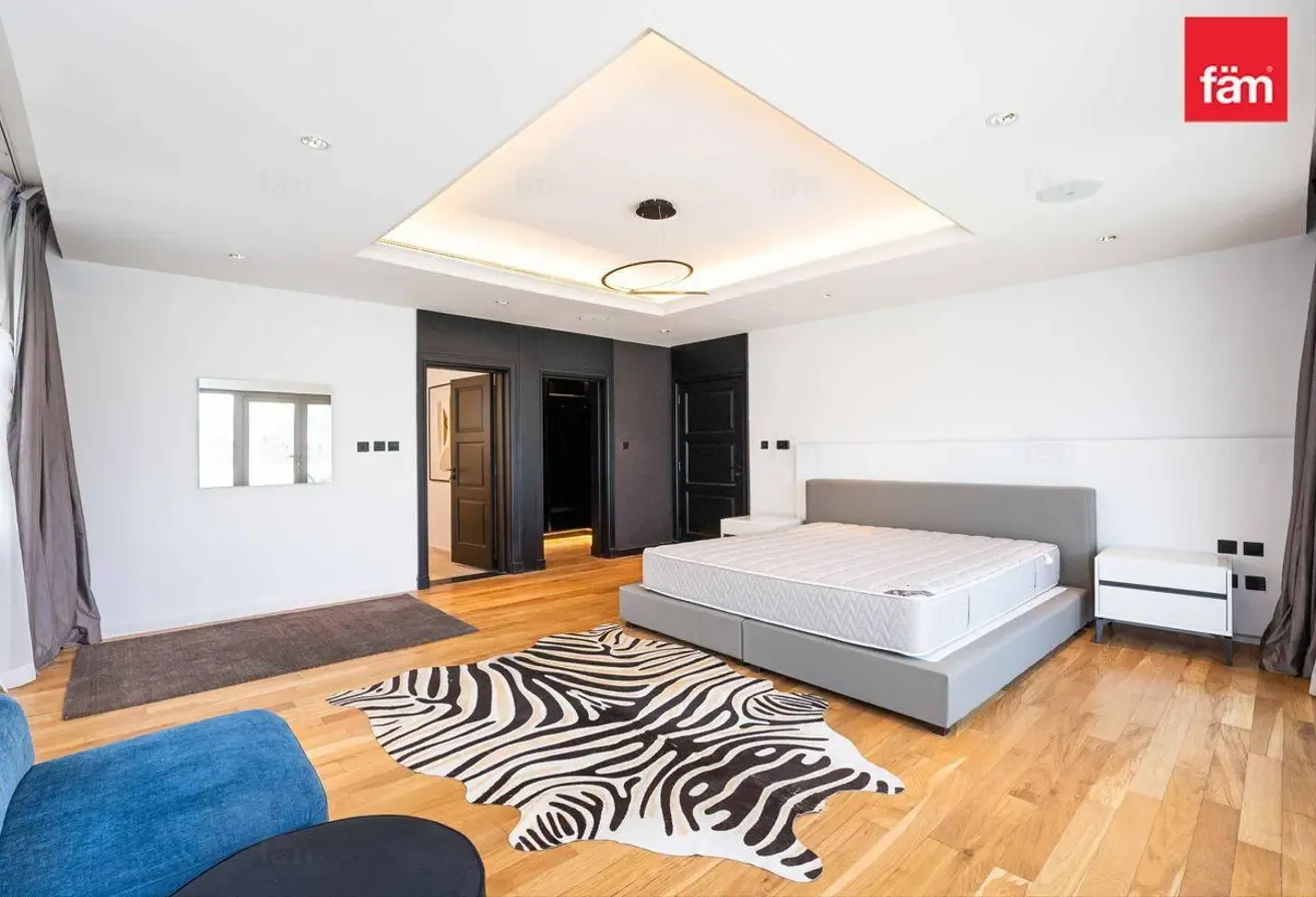 Upgraded|Tastefully Furnished|High Number