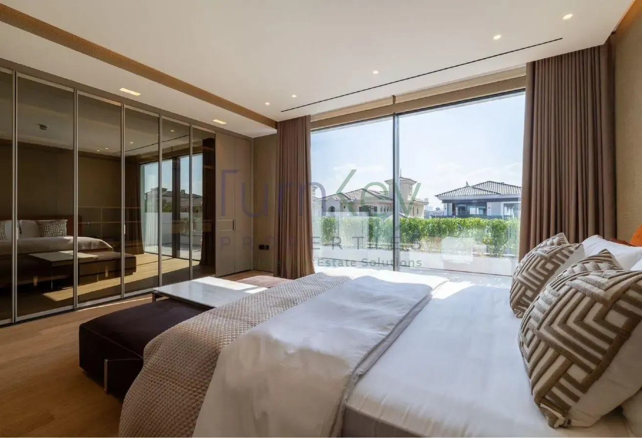 ULTRA LUXURY 5 BED VILLA I TURNKEY I READY TO MOVE