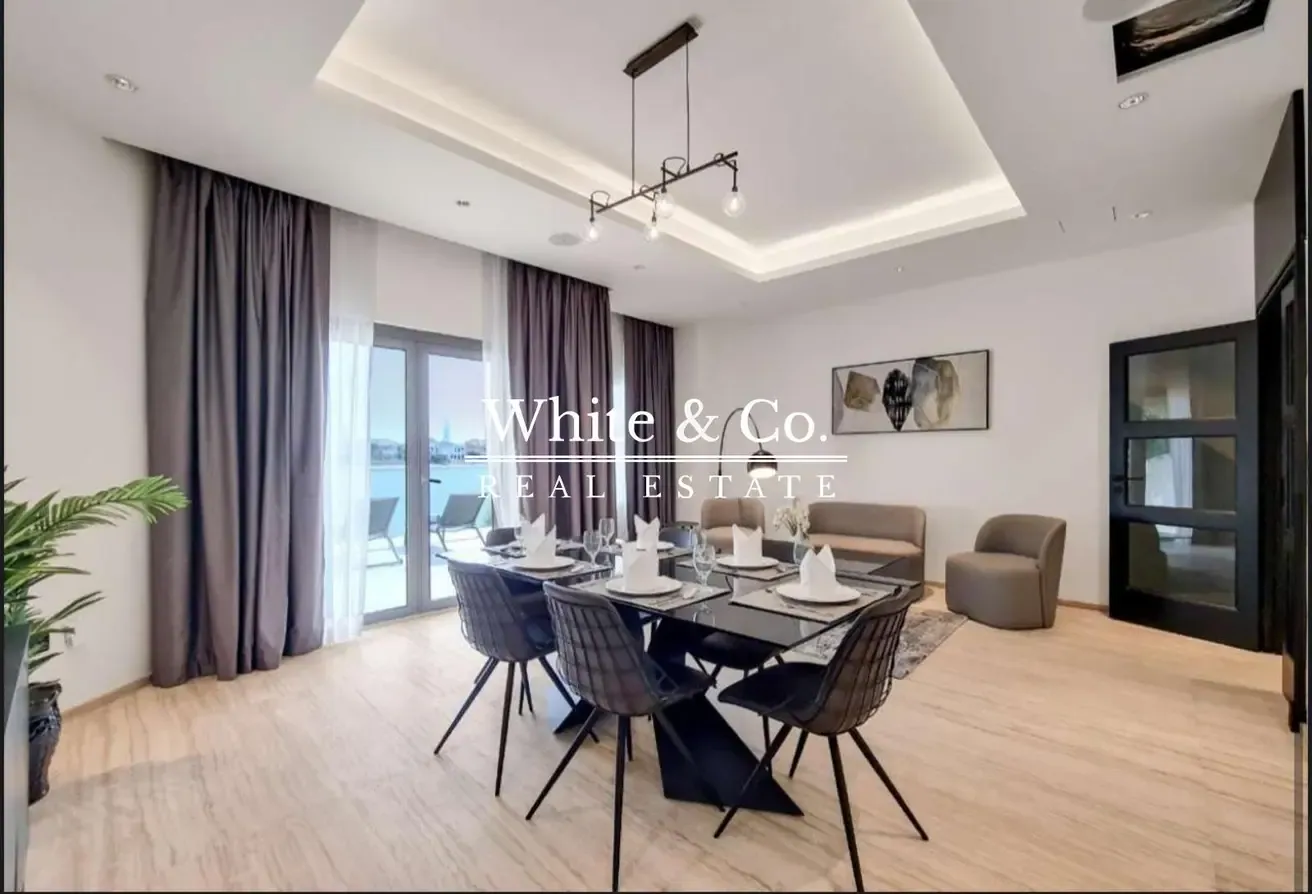 High Number|Upgraded+Skyline View| Vacant