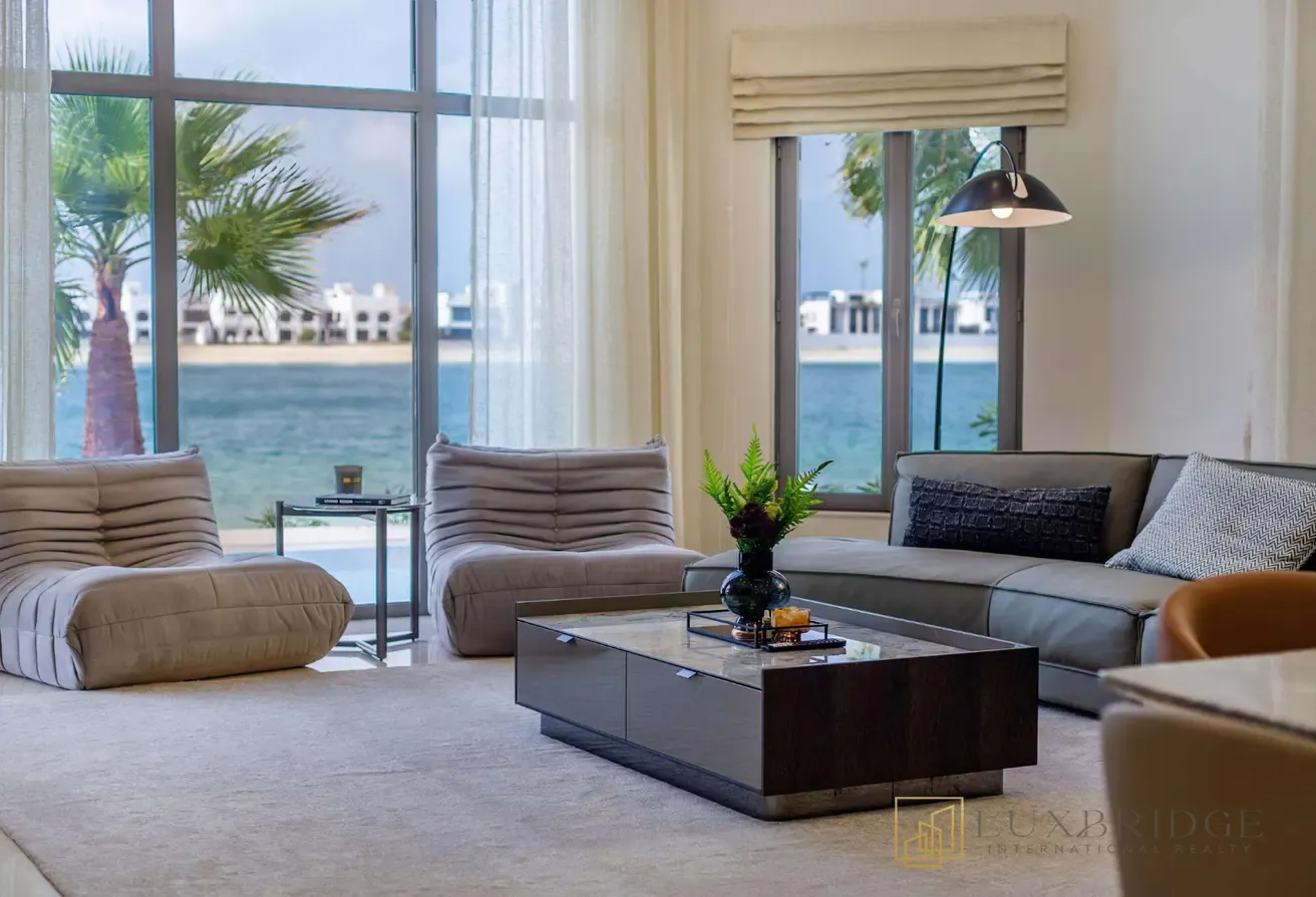 Vacant | Luxurious Villa | Sea View