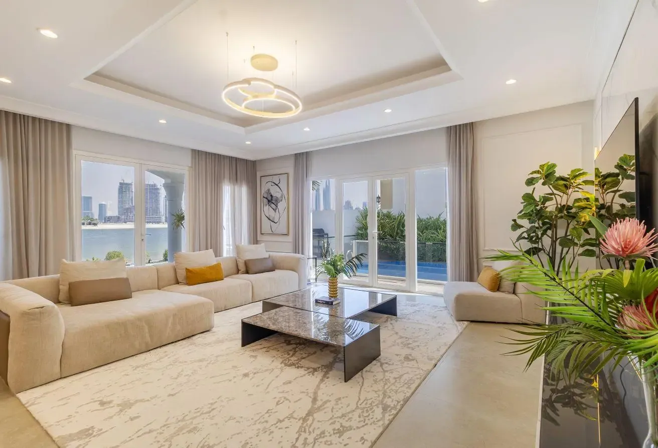 MARINA SKYLINE VIEWS | ALL INCLUSIVE | HIGH NUMBER