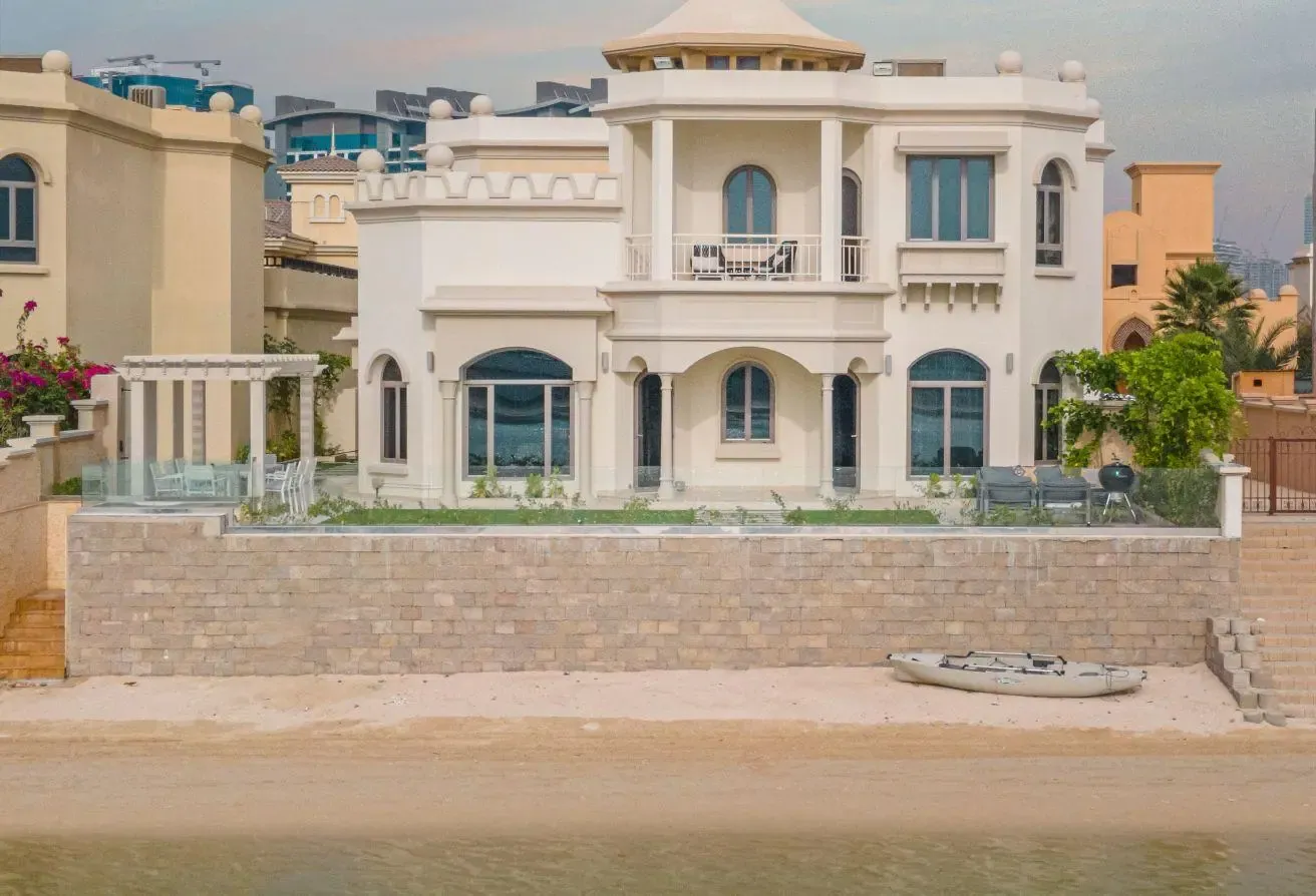 SUNSET VIEWS | PRIVATE POOL | PALM LIVING