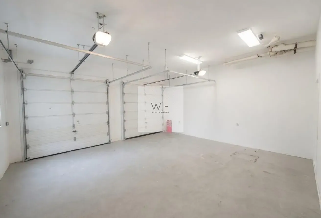 4‑Bedroom Rotunda Villa Skyline views