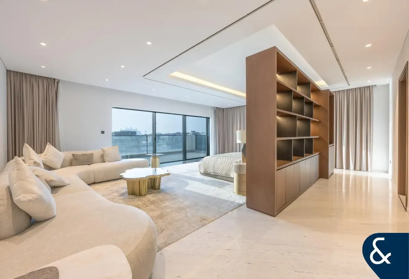 Three Floors | Fully Renovated | Furnished