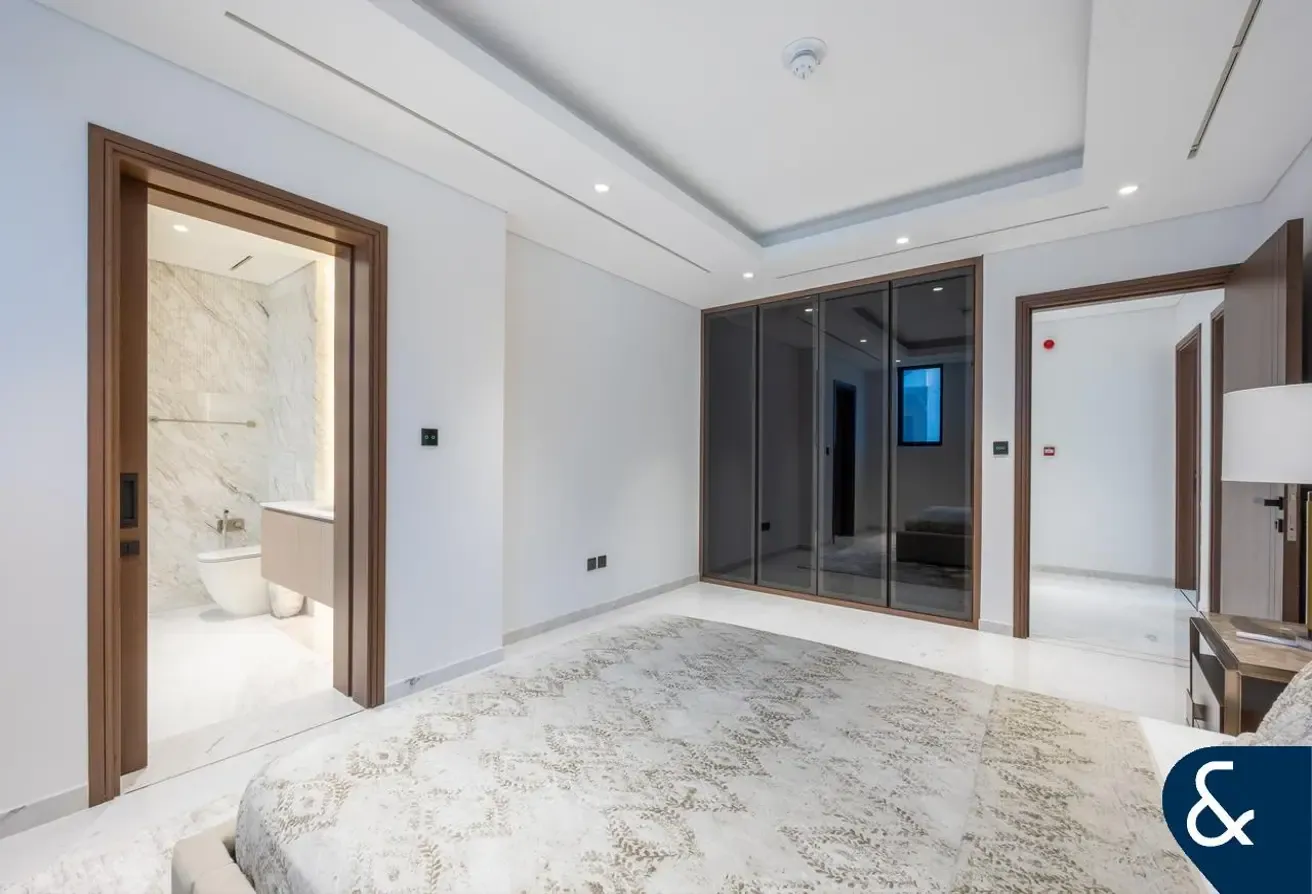 Three Floors | Fully Renovated | Furnished