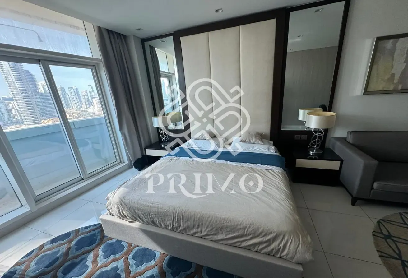 12 cheques | Burj Khalifa View | Fully Furnished