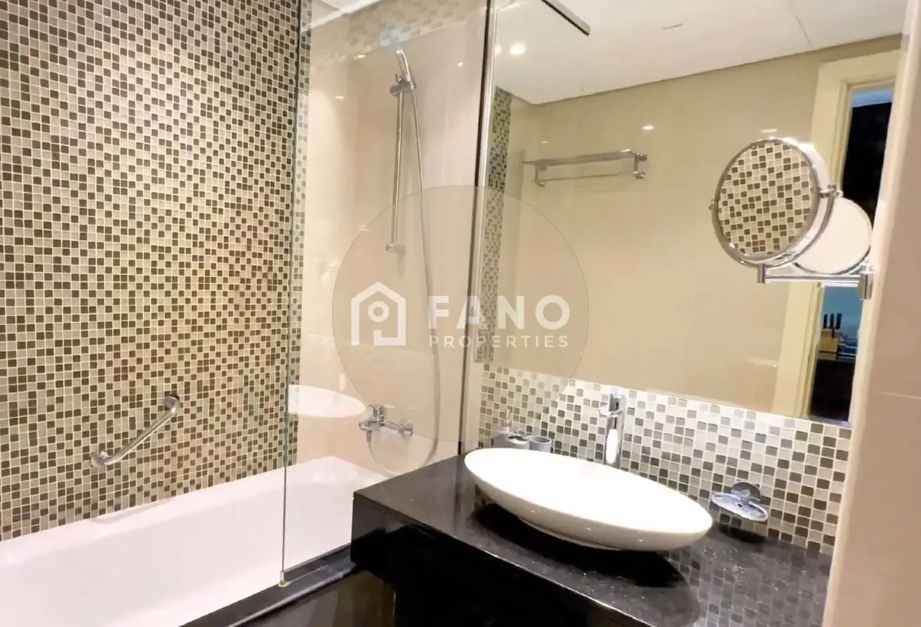 Vacant | Partial Burj View -  Spacious