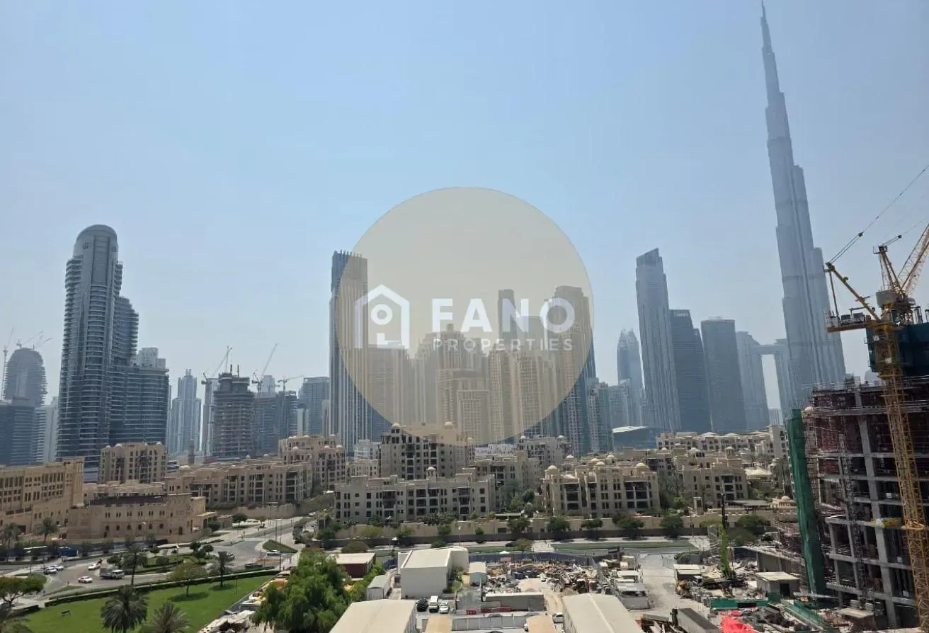 Vacant | Partial Burj View -  Spacious