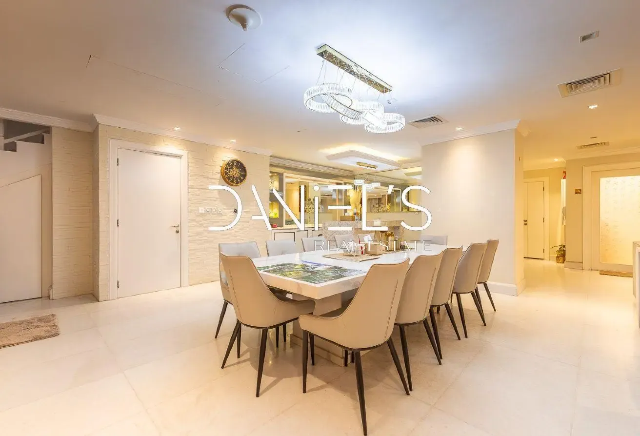 Furnished | Private Garden | Mid August