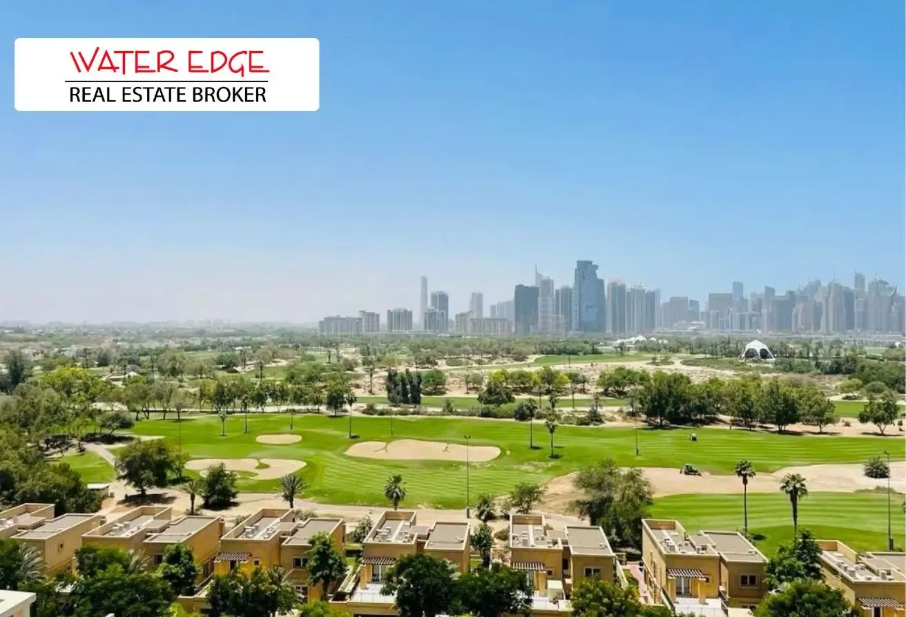 Beautifully wrapped II Golf course view