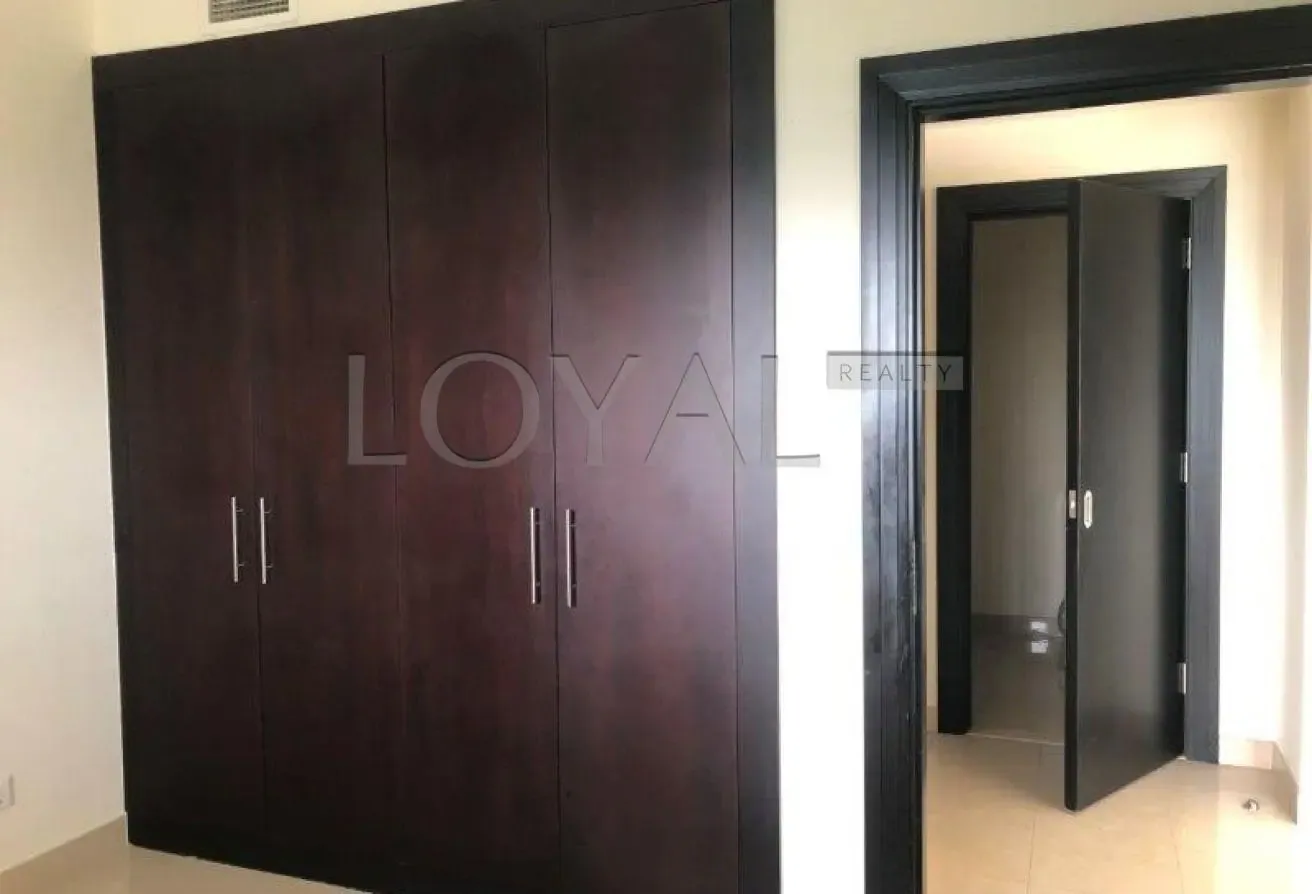 Full golf course view/On high floor/Great location