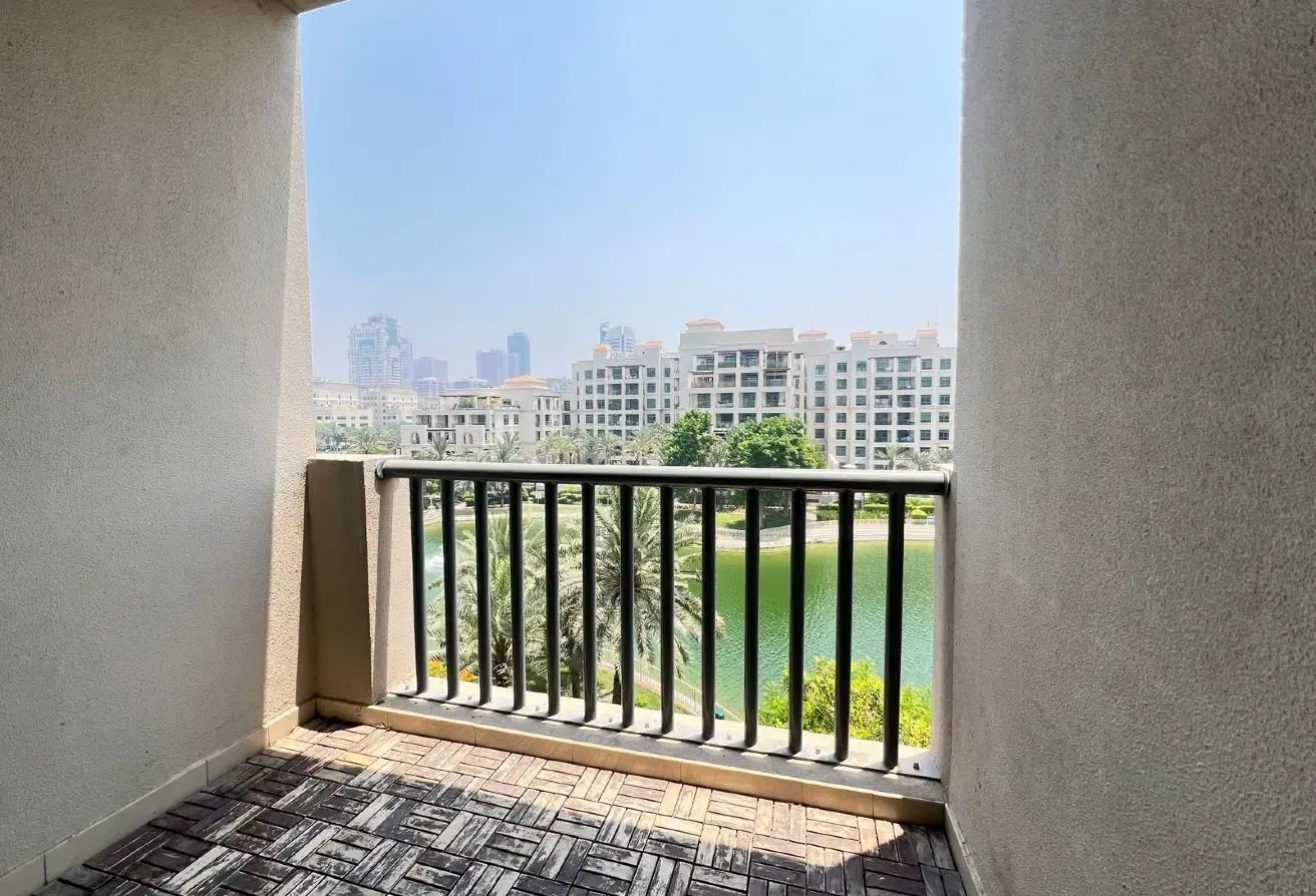 Studio Bedroom Apt Full Canal View | Chiller Free