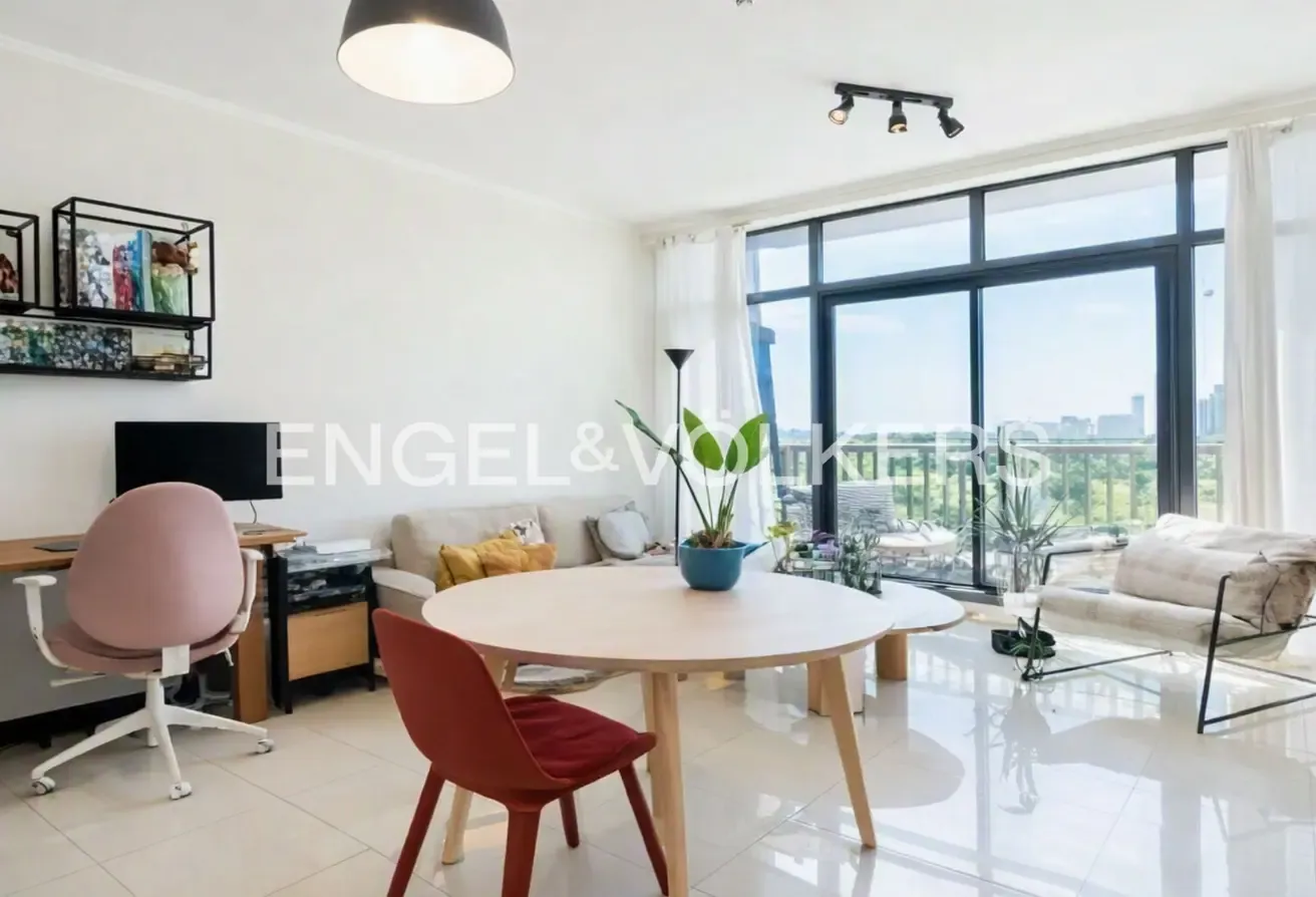 High Floor | Furnished/UF | Chiller Free