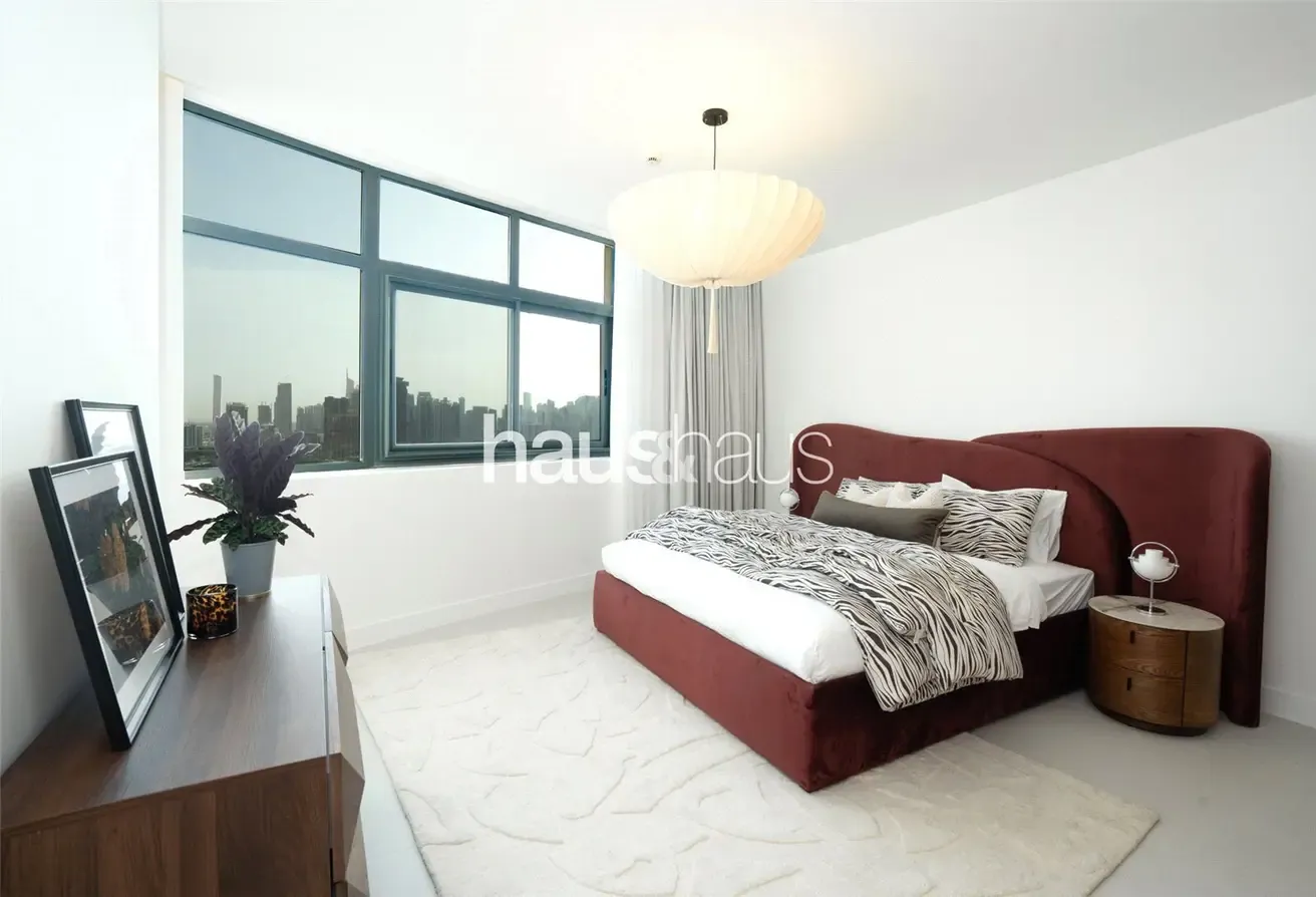 High End Renovations | 12 Cheques | Full Golf View