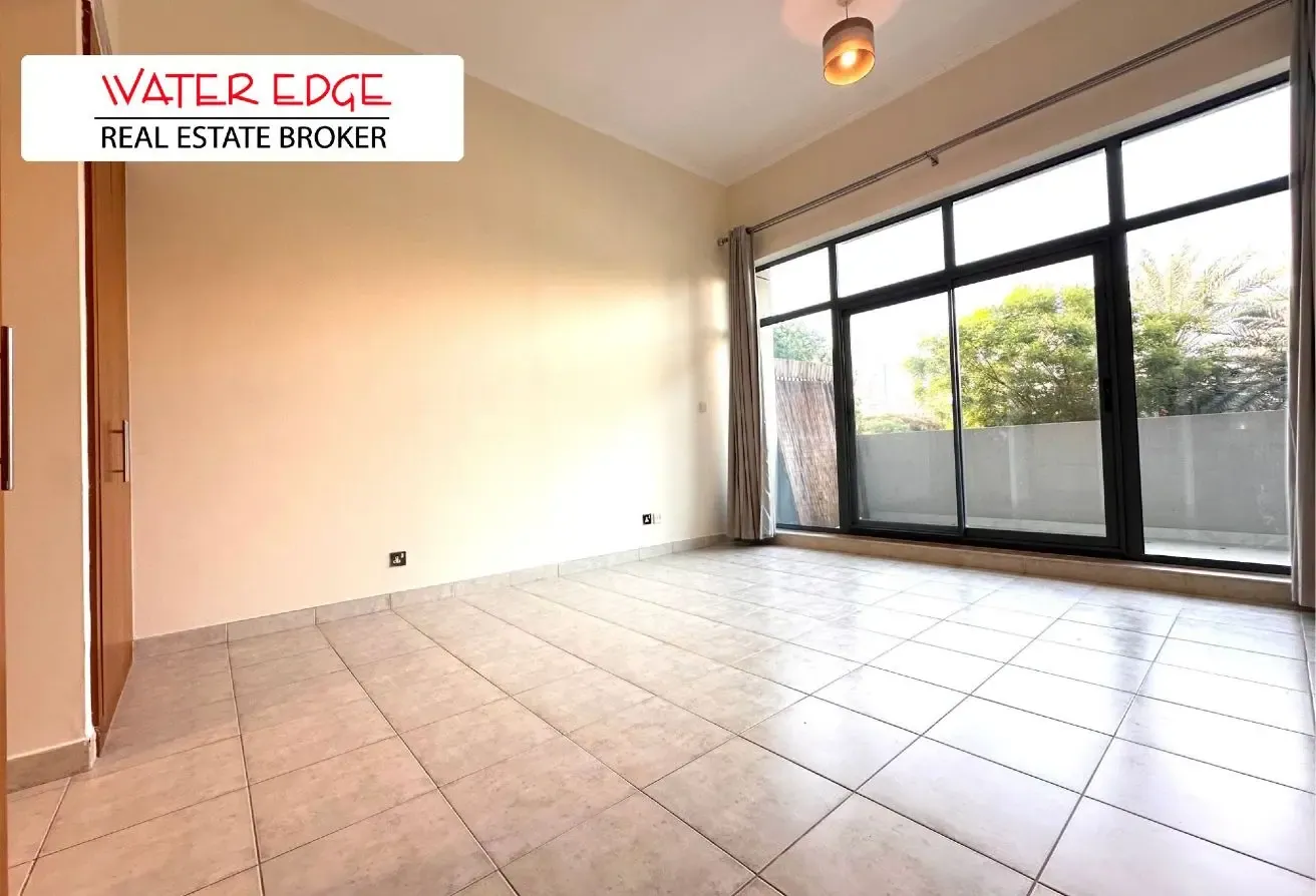 Immaculate Terraced | Lake-Facing | Spacious