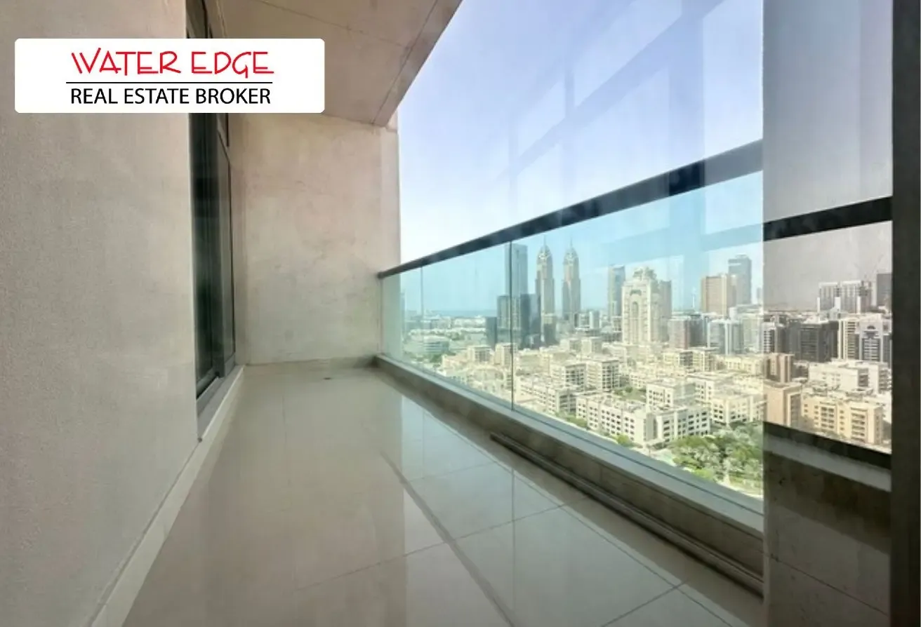Spectacular Canal | Spacious | Good Condition