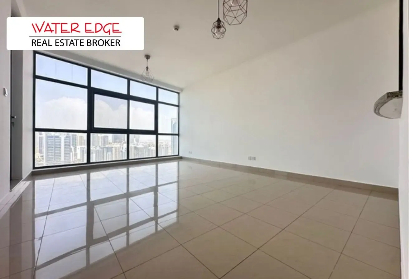 Spectacular Canal | Spacious | Good Condition