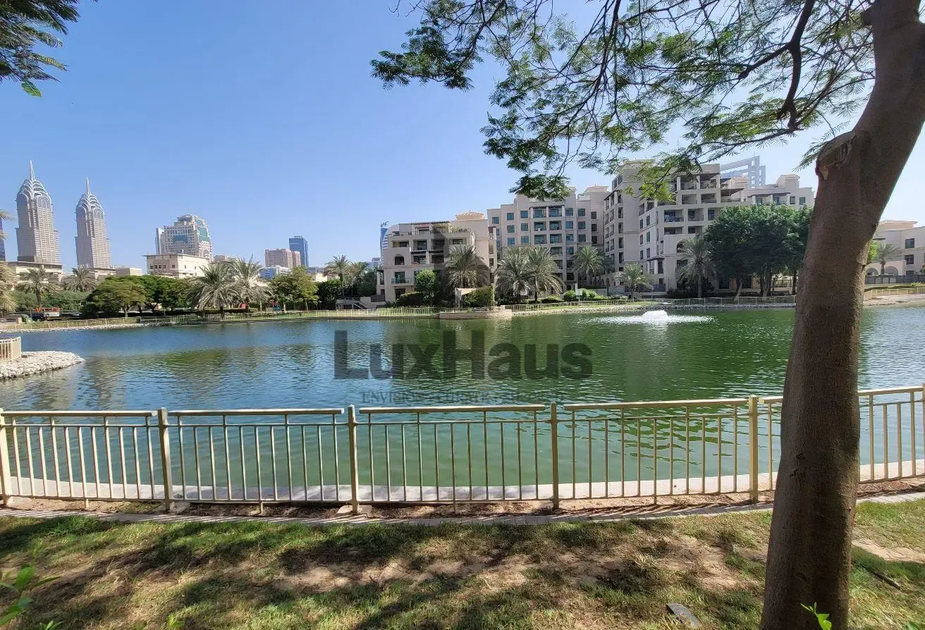 Fully Furnished| Full Canal View| Chiller Free