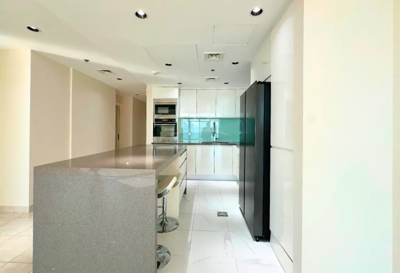 High Floor | Golf club View | Vacant