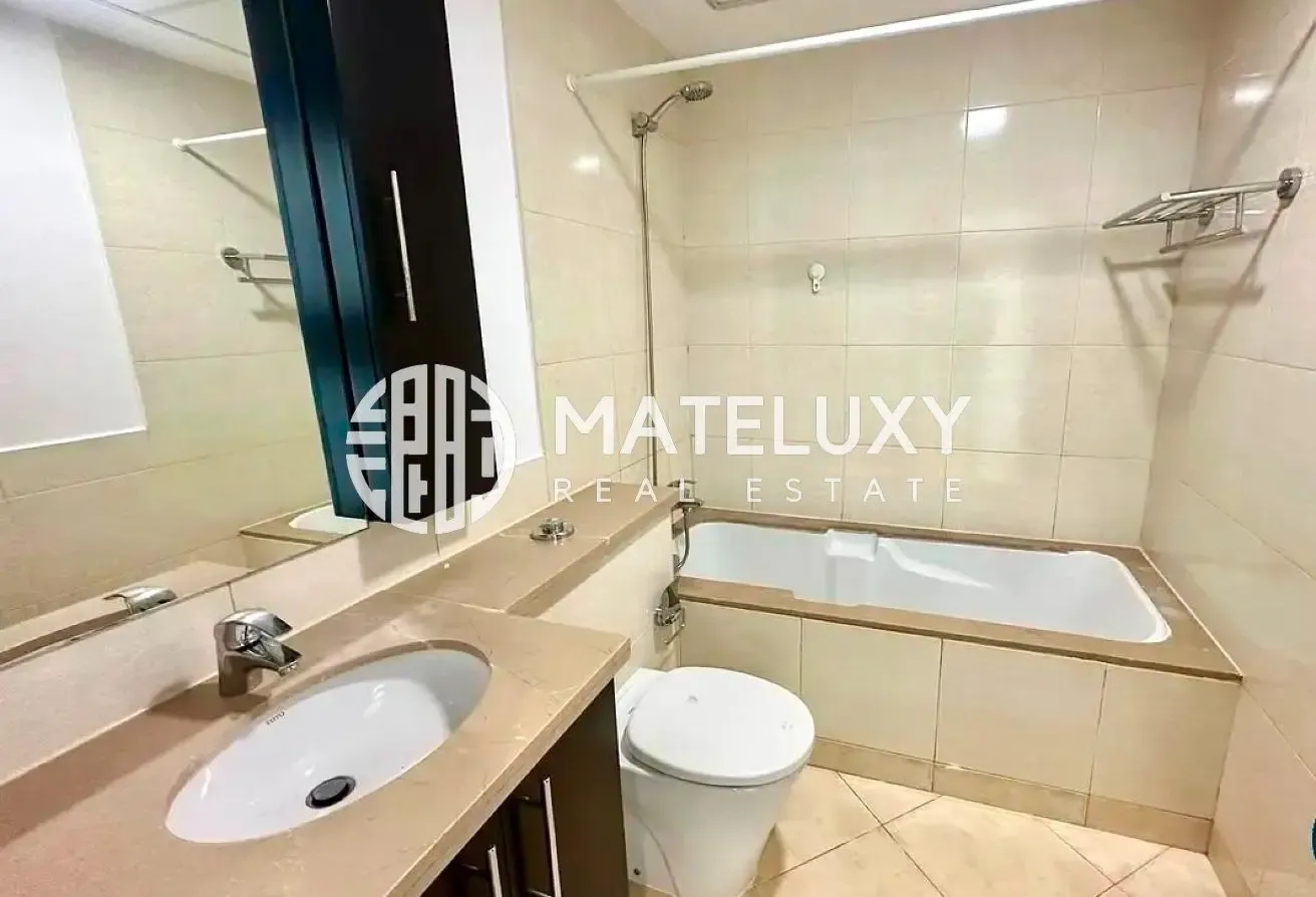 2BR WELL MAINTAINED || CHILLER FREE || HIGH FLOOR