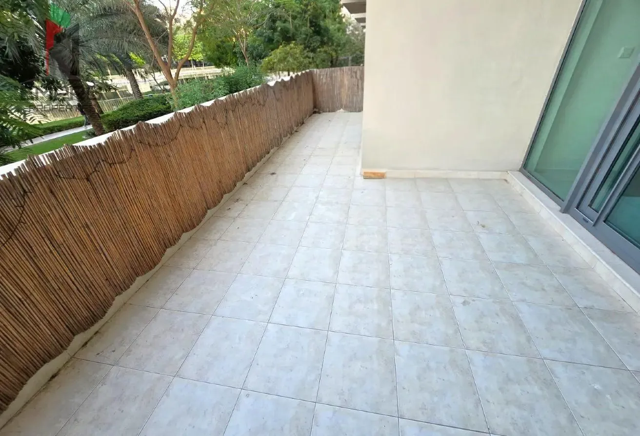 Chiller Free l Spacious Layout l Vacant