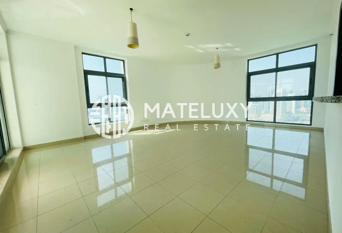 Vacant Now || Canal View || Spacious Unit