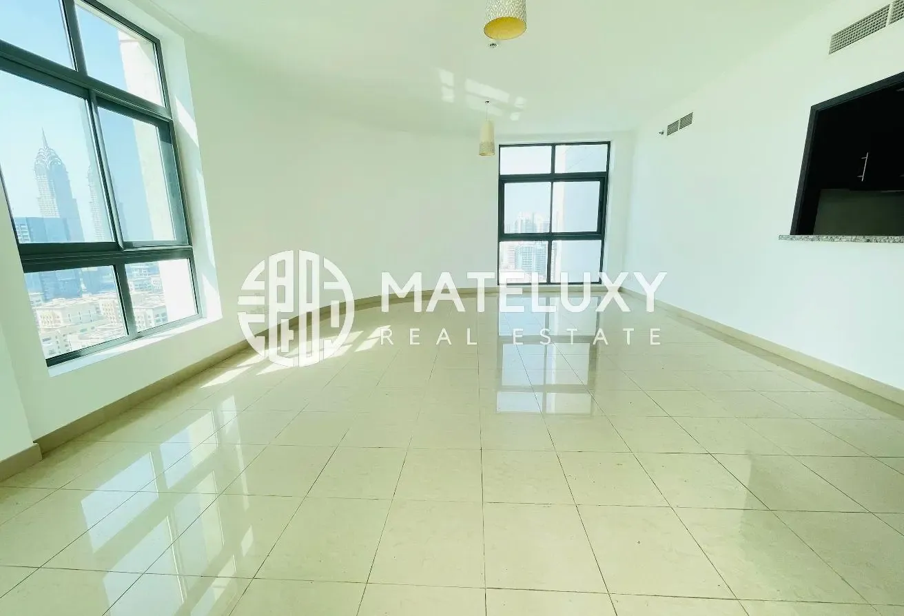 Vacant Now || Canal View || Spacious Unit