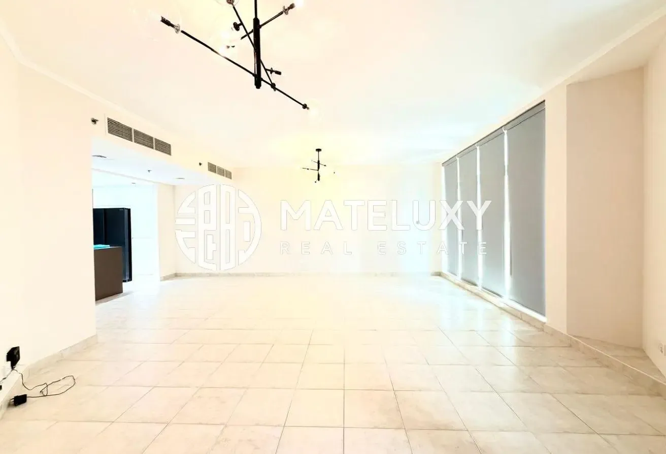 Upgraded | Full Golf View| Vacant Now |2 Balconies