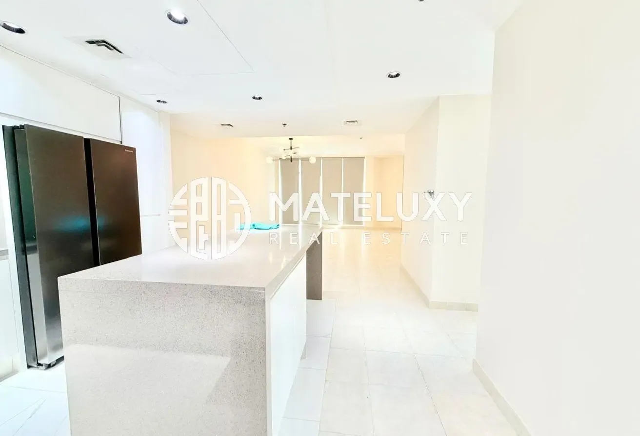 Upgraded | Full Golf View| Vacant Now |2 Balconies