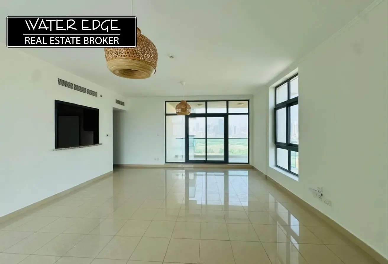 High floor II Golf Canal Sea views