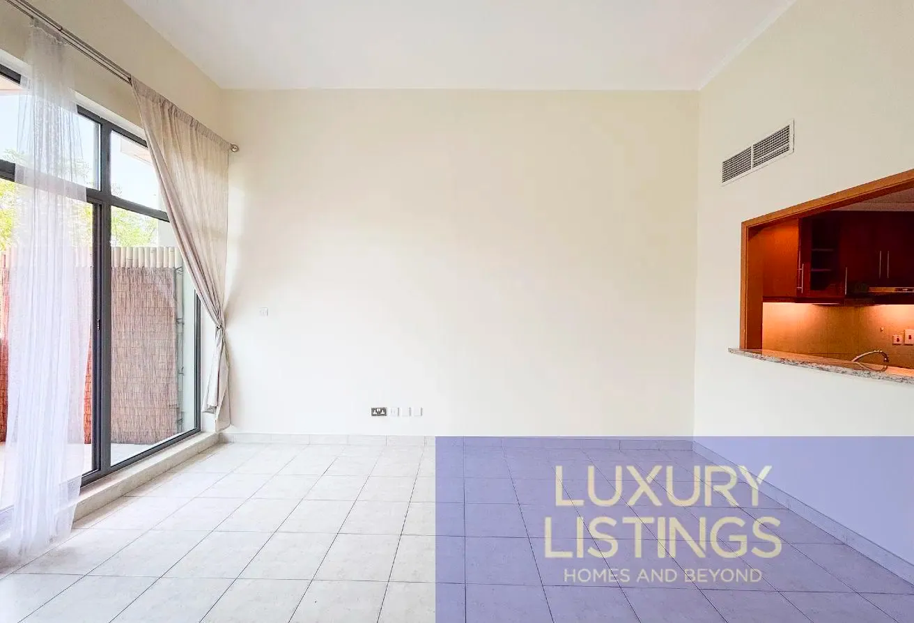 Links Canal Ground Floor 1 Bed Terrace Lake View