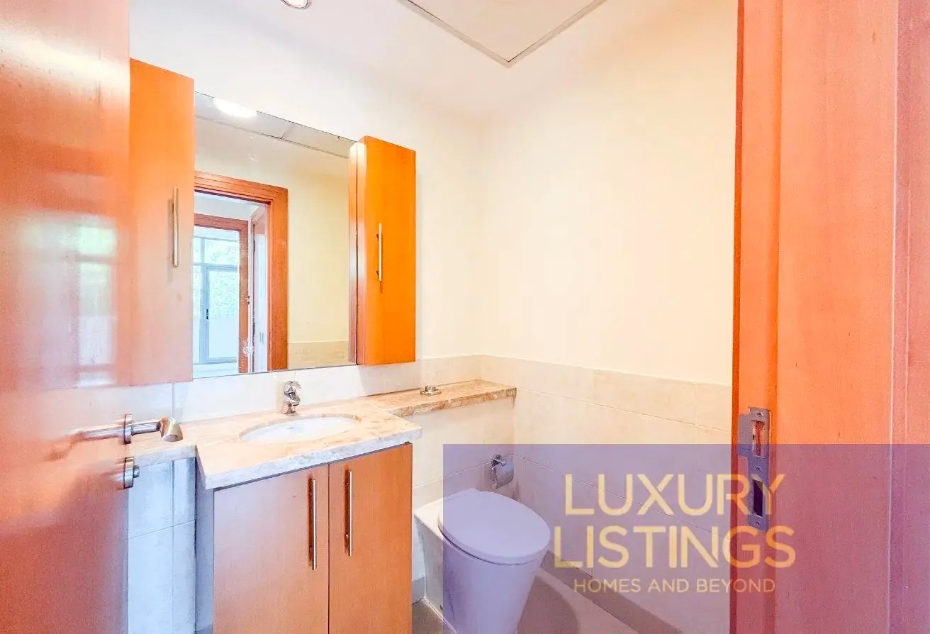 Links Canal Ground Floor 1 Bed Terrace Lake View