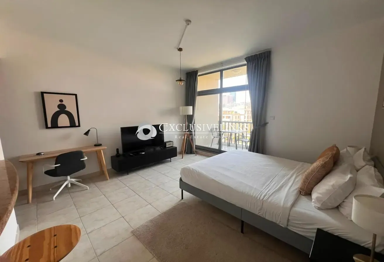 Prime Location | Lake View | available 18th July