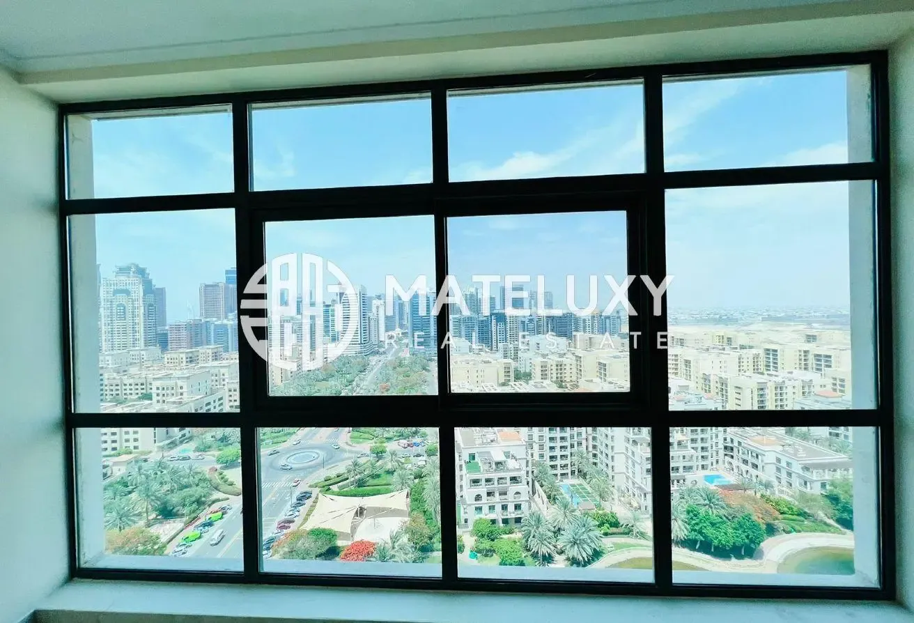 Lake View || Vacant || Properly Maintained