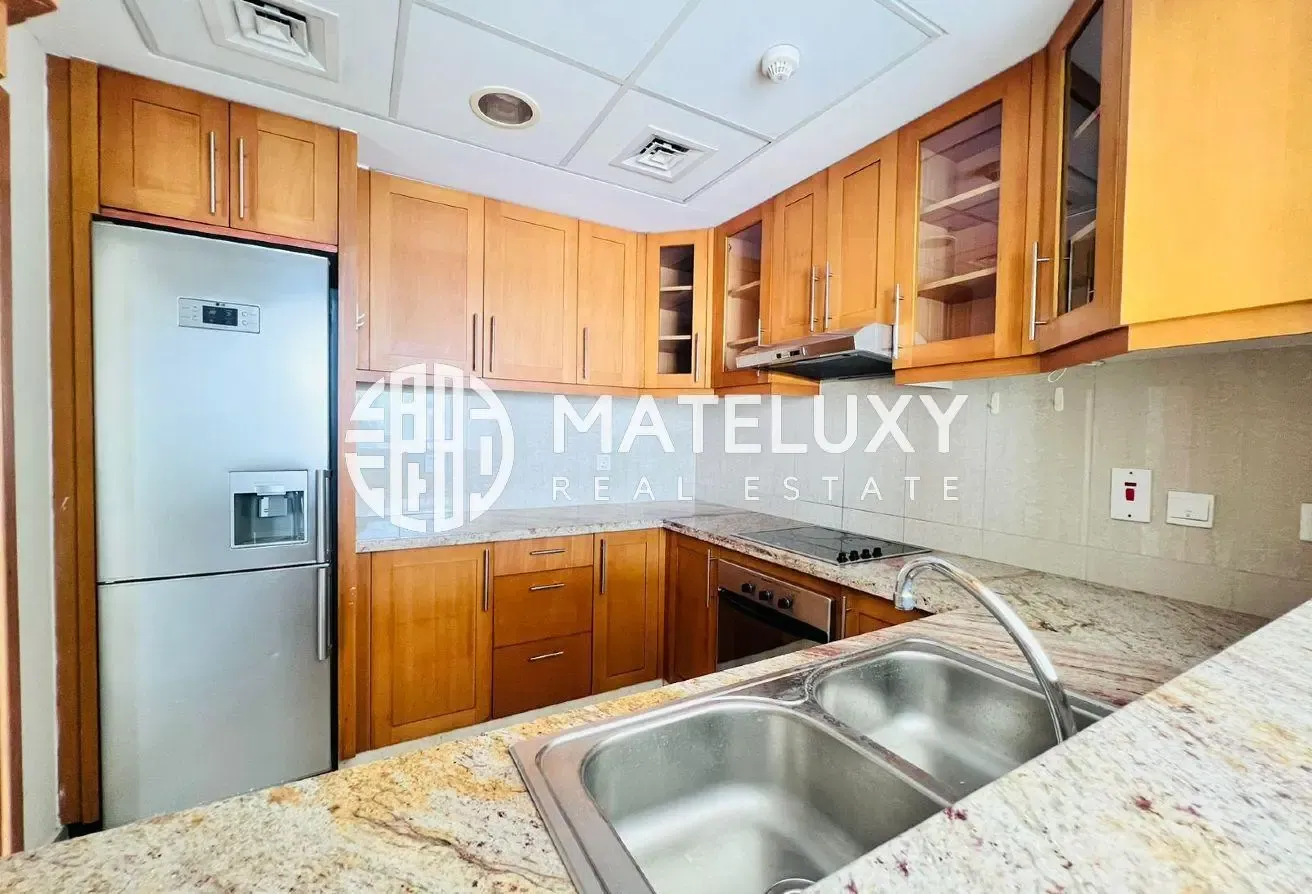 Lake View || Vacant || Properly Maintained