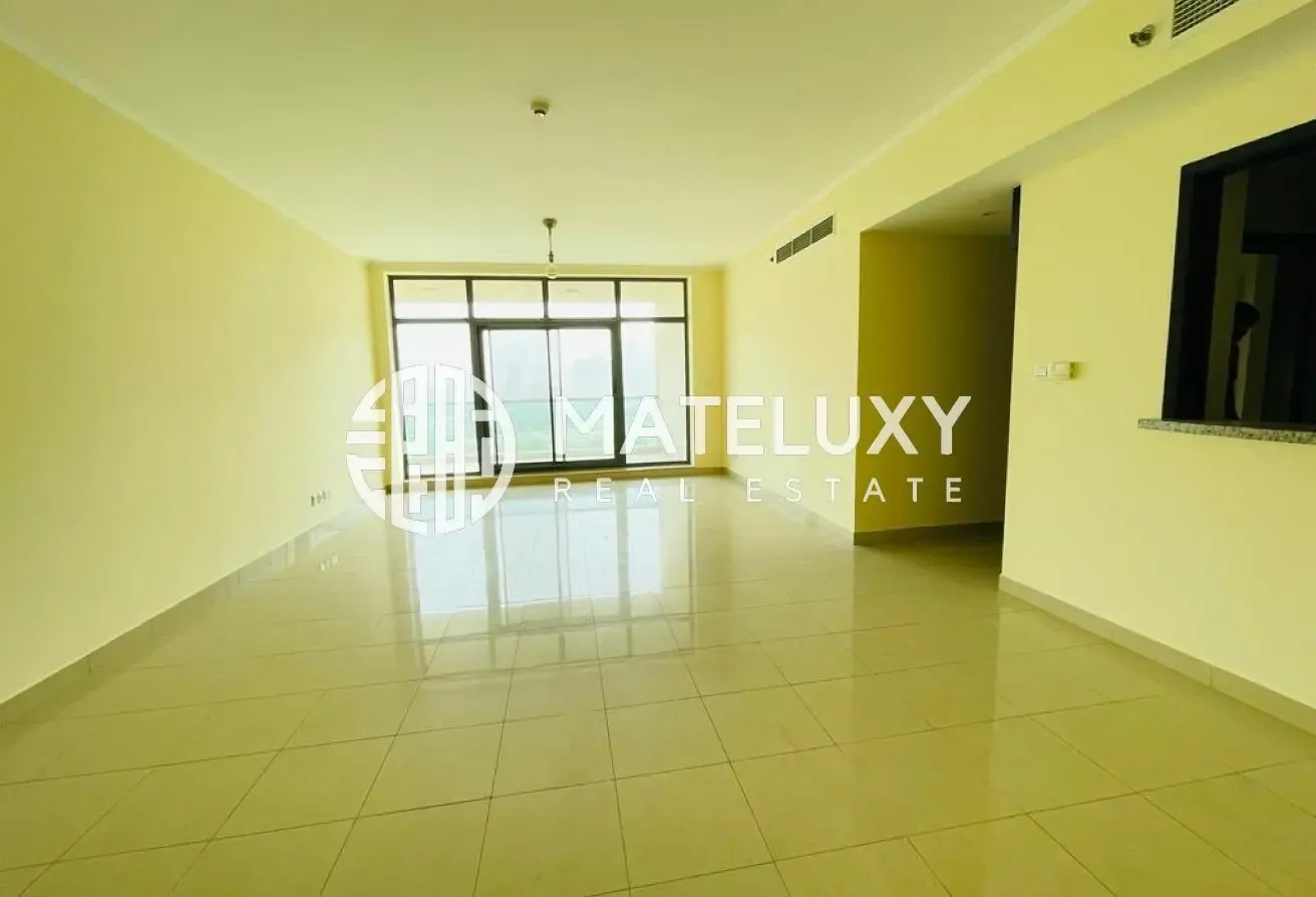 2bhk | Stunning Golf Course View |  Chiller Free