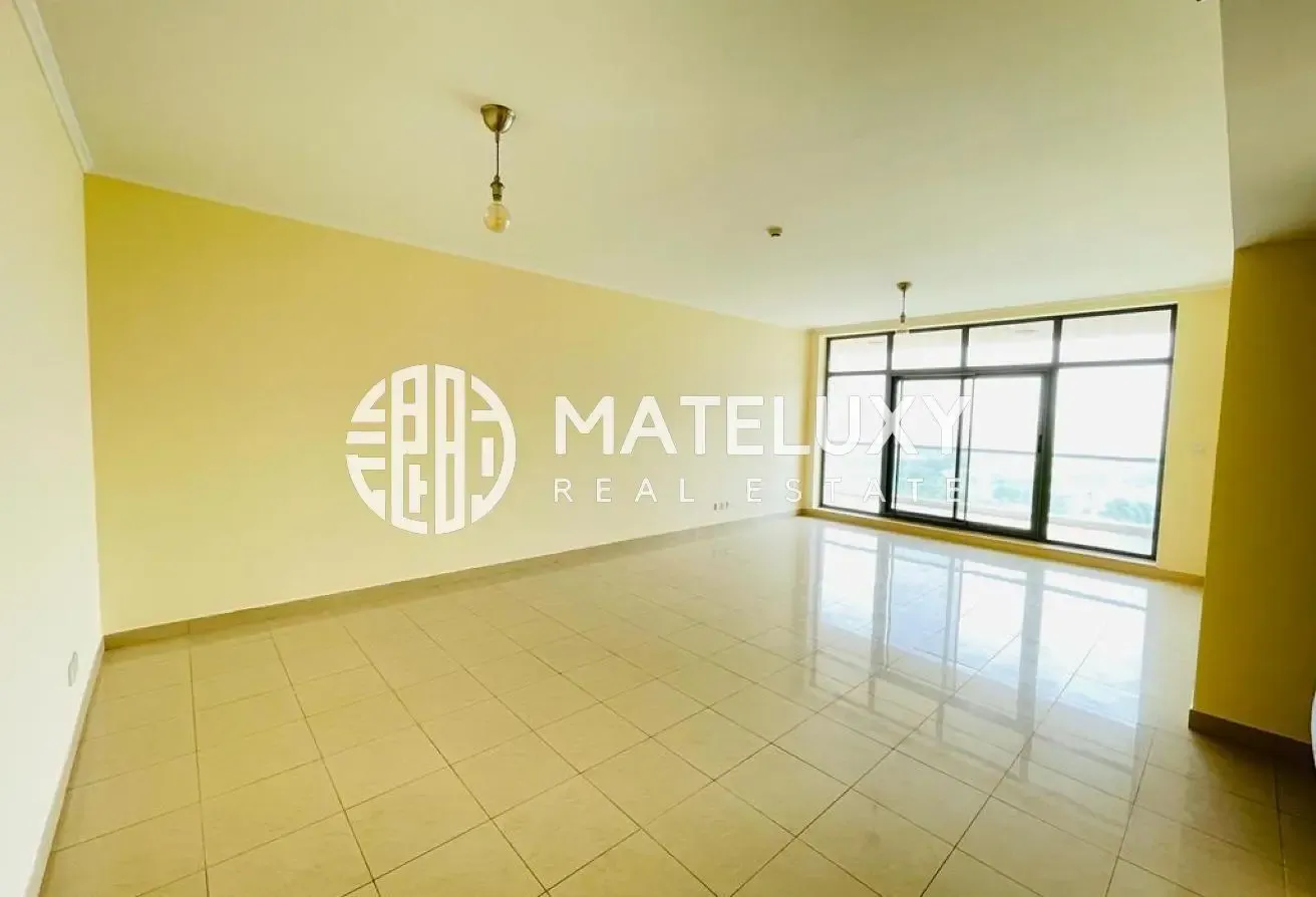 2bhk | Stunning Golf Course View |  Chiller Free