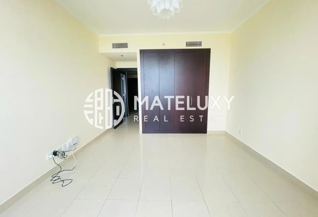 2bhk | Stunning Golf Course View |  Chiller Free