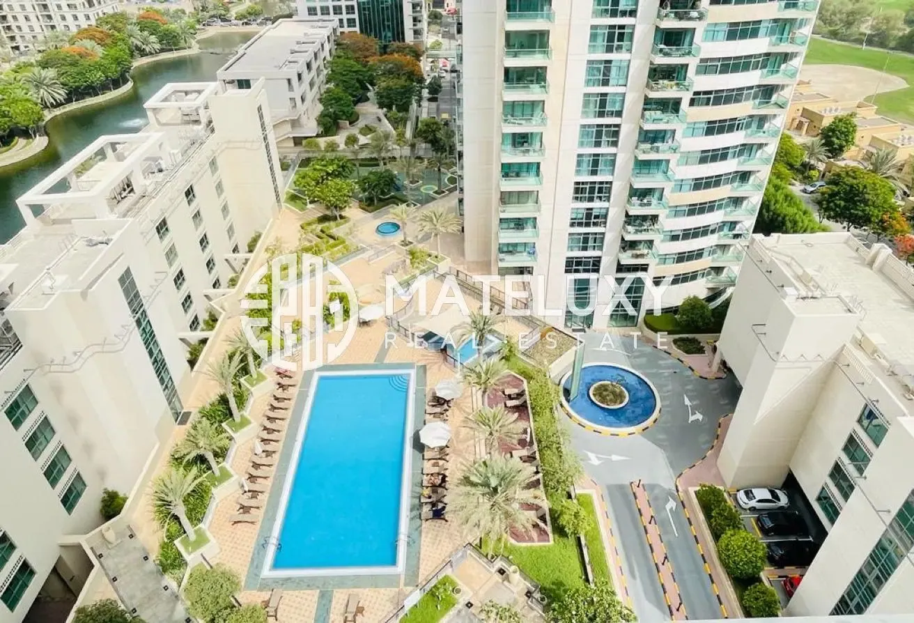 2bhk | Stunning Golf Course View |  Chiller Free