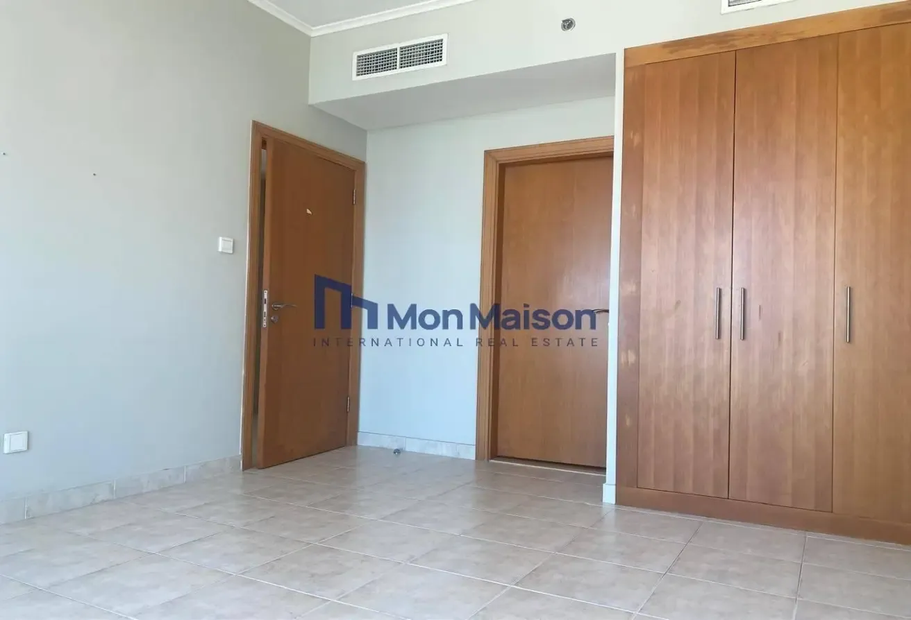 Exclusive | Sea and Lake View | Bright Unit