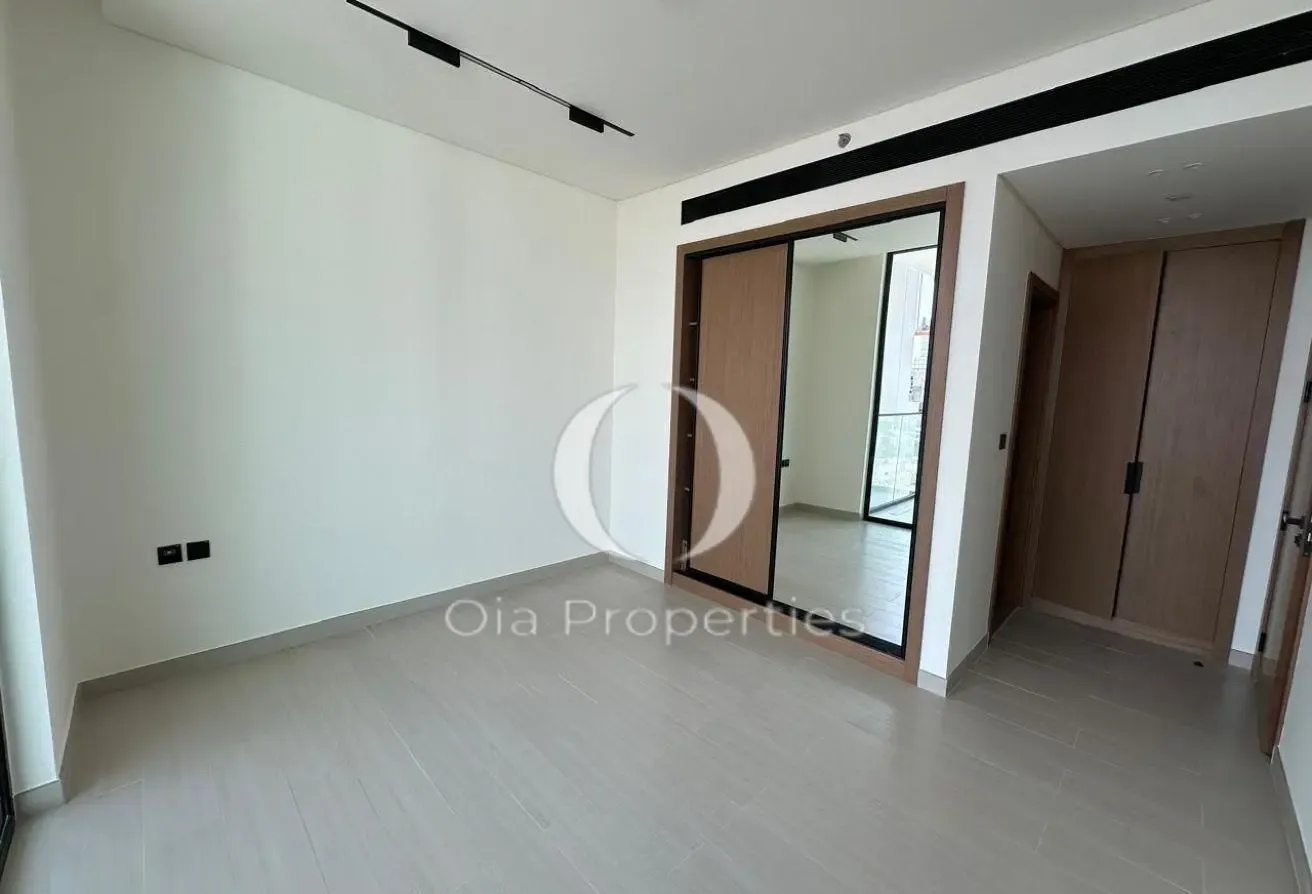Modern 1BR | Binghatti Azure | Well-Maintained