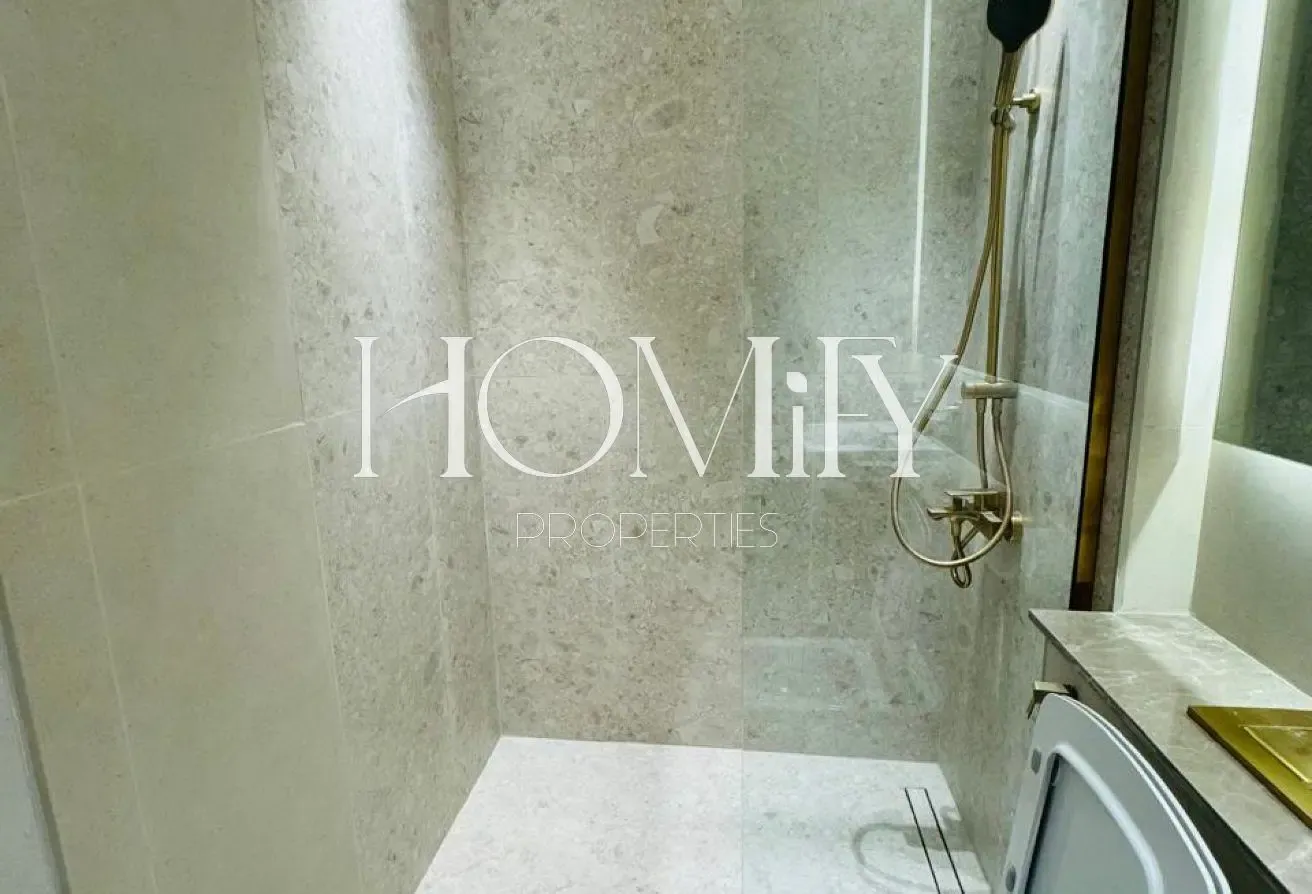KITCHEN APPLIANCES | POOL VIEW | PREMIUM QUALITY