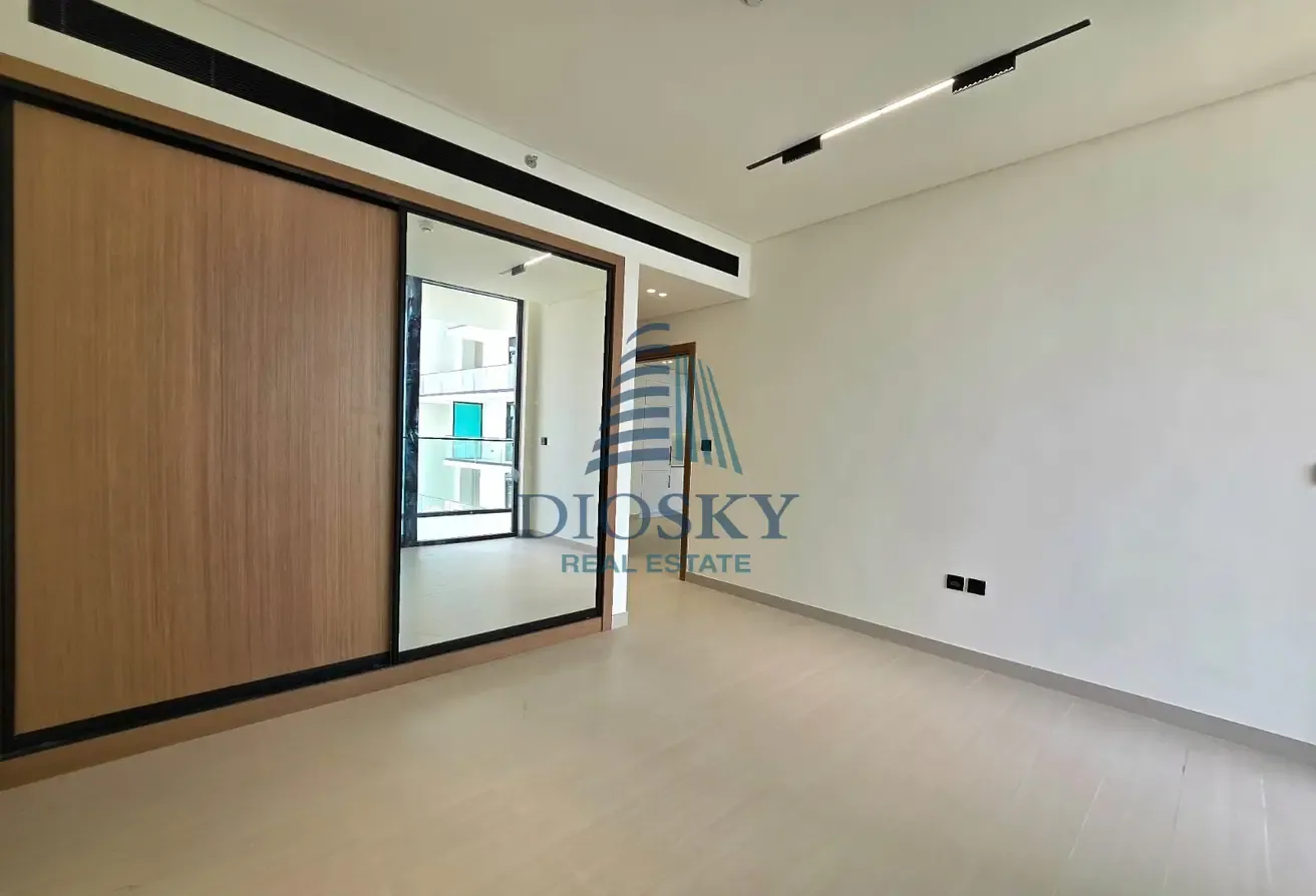 Brand New | Be The First Tenant | Big Layout