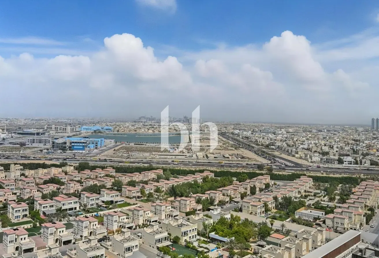 Exclusive | Top Floor | Managed | Open Views