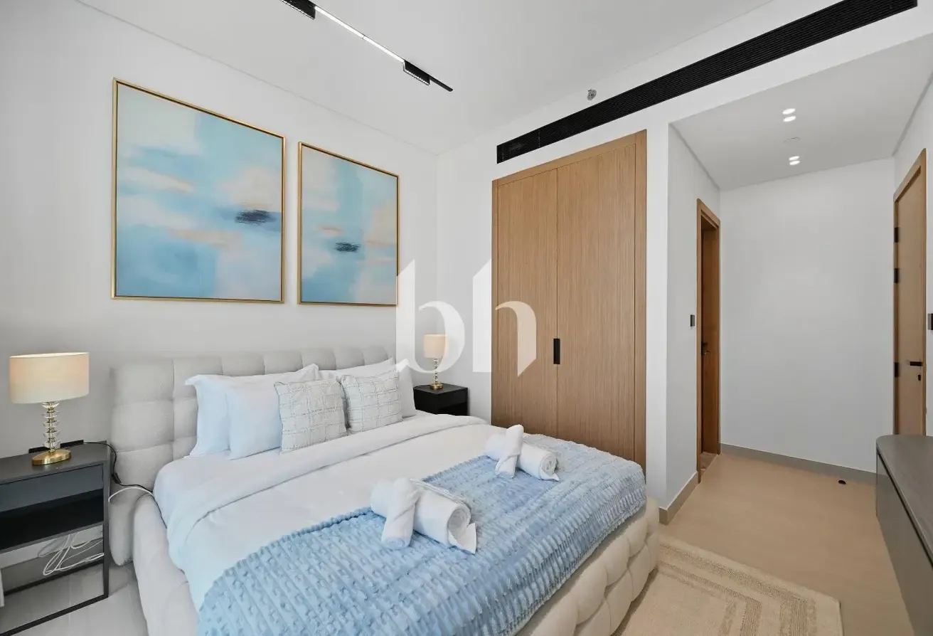 Exclusive | Top Floor | Managed | Open Views