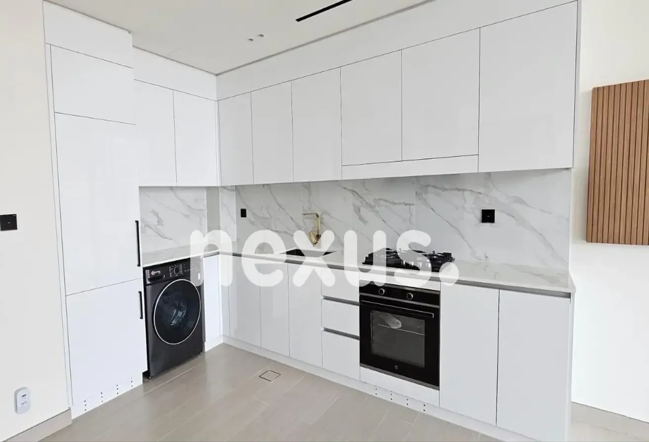 HIGH FLOOR | PRIME LOCATION | NEGOTIABLE