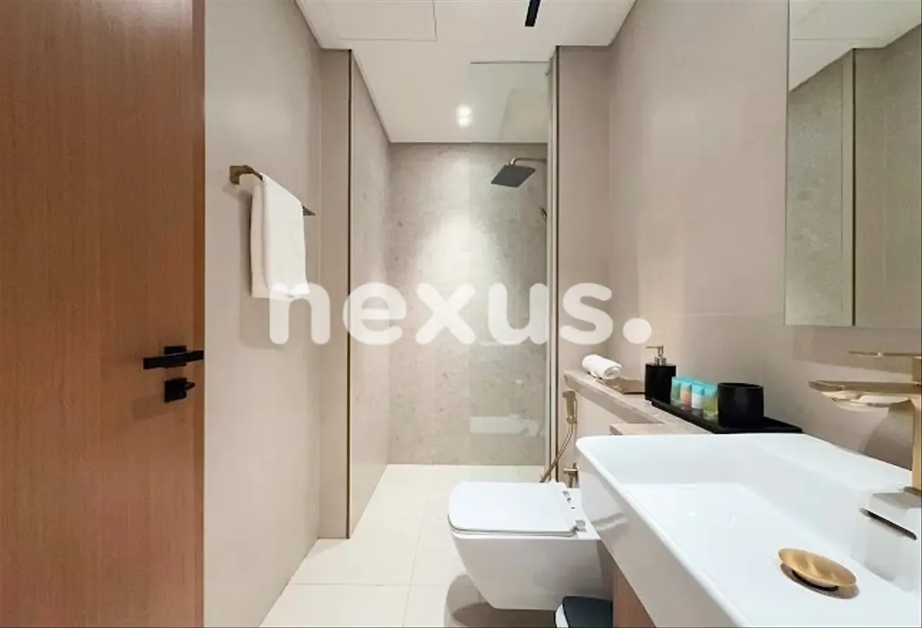 HIGH FLOOR | PRIME LOCATION | NEGOTIABLE