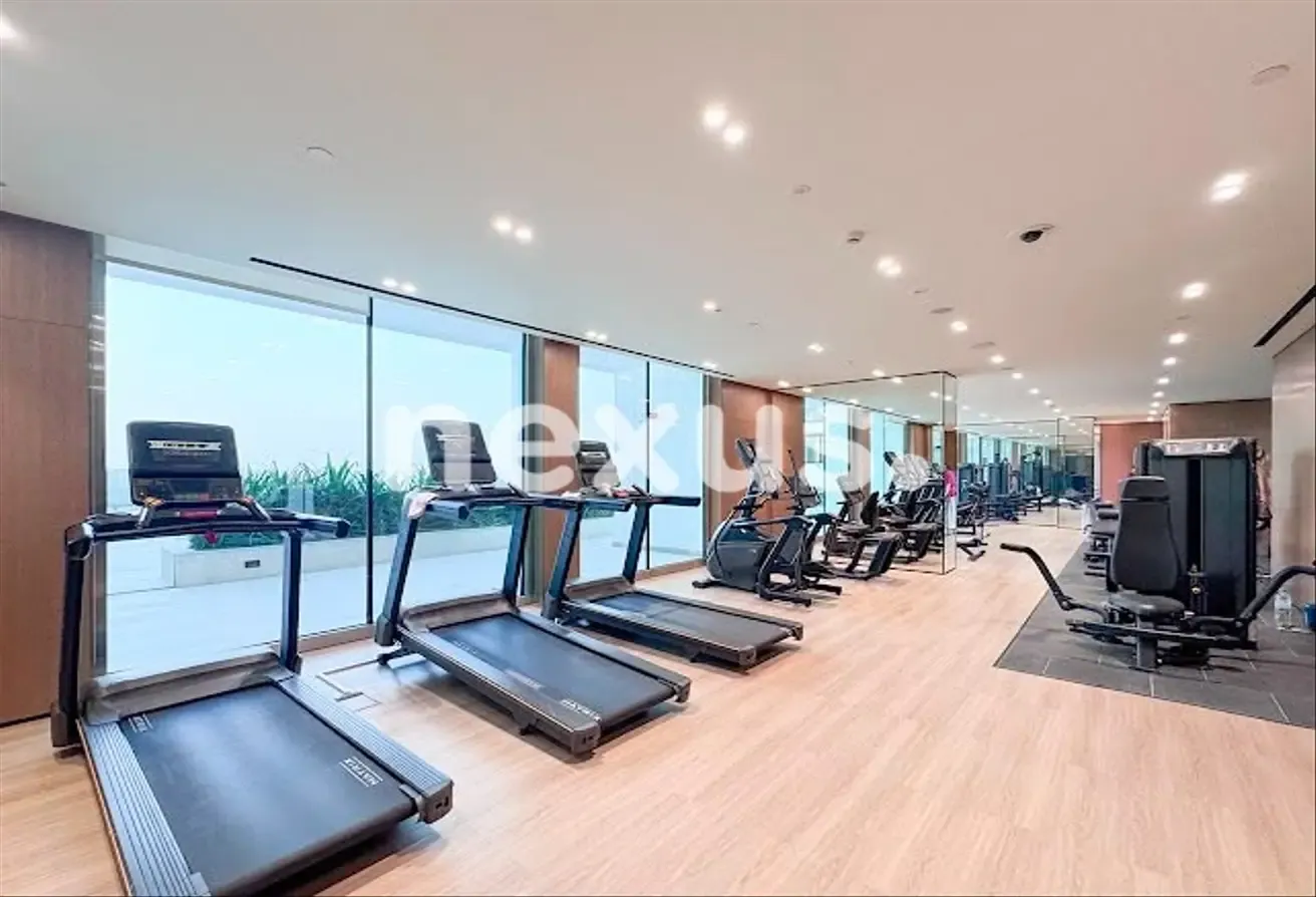 HIGH FLOOR | PRIME LOCATION | NEGOTIABLE